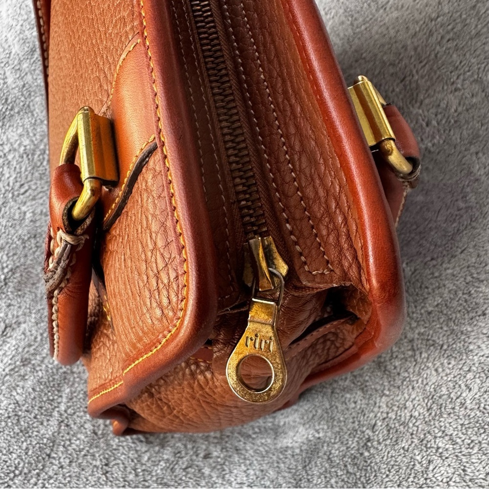 90s VINTAGE Dooney & Bourke Clean AWL Zip Top Satchel British Tan – MADE IN USA - Picture 12 of 16